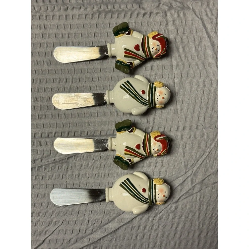 Set of 4 Snowman Butter Or‎ Cheese Spread Knives - Stainless Steel